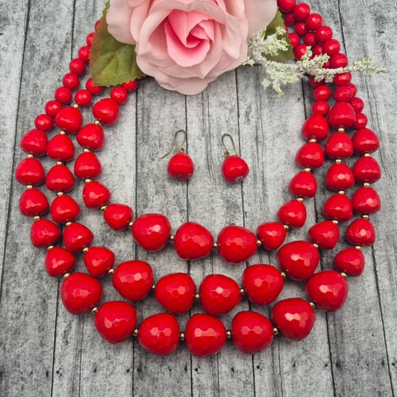 Red Graduated Faceted Bead Collar Multi Strand Necklace & Matching Drop Earrings - Picture 1 of 10